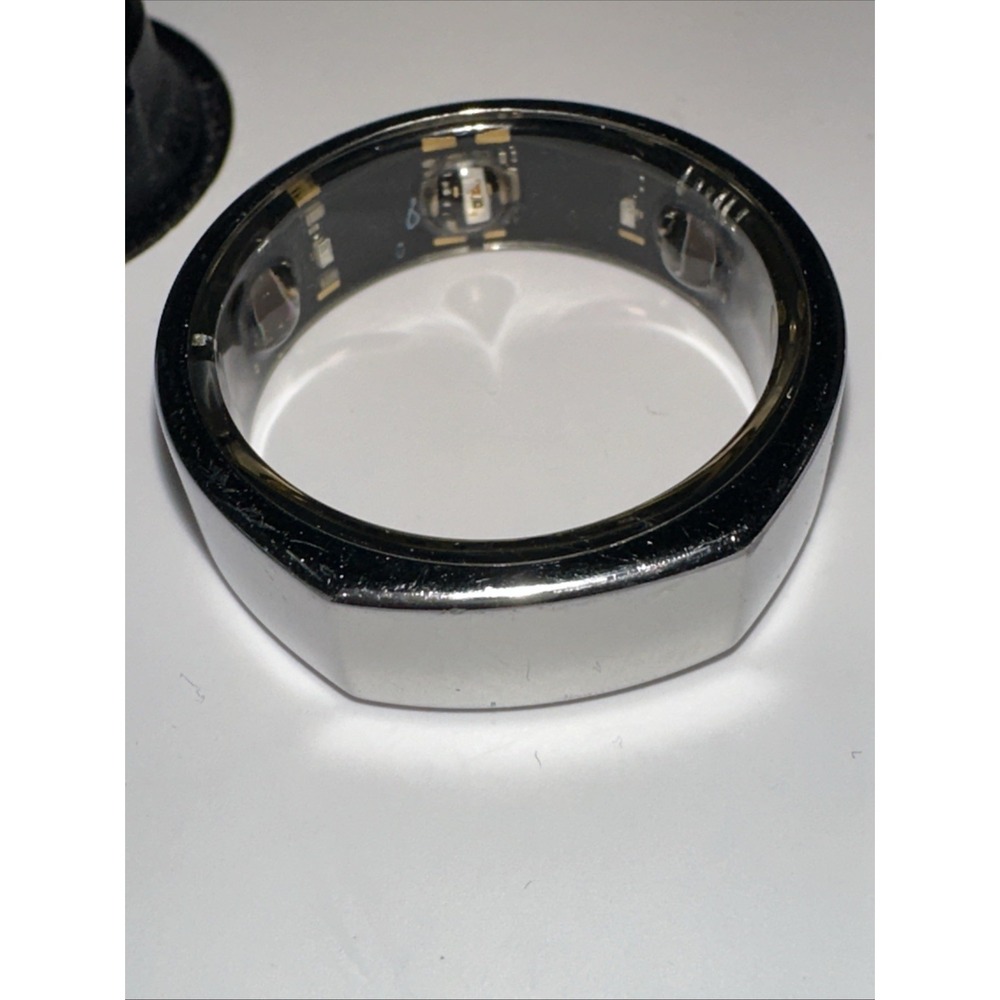 Oura Ring Gen3 Heritage Size 12 - Silver JZ90-1003-12 Lost Weight Now Too Big - Picture 5 of 8